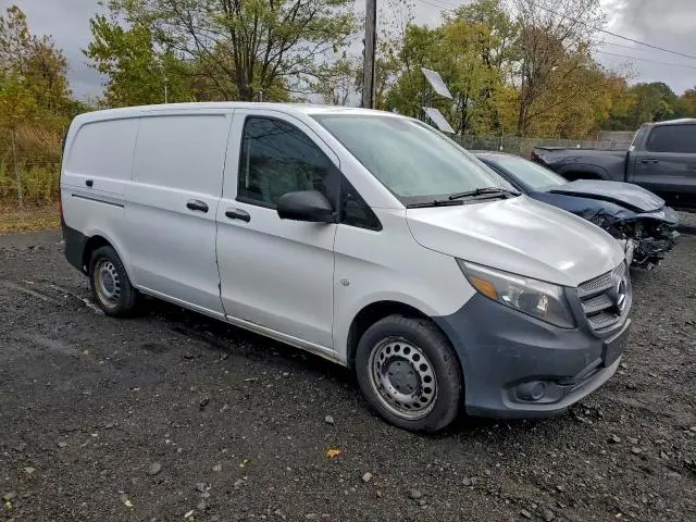 2016 MERCEDES-BENZ METRIS   