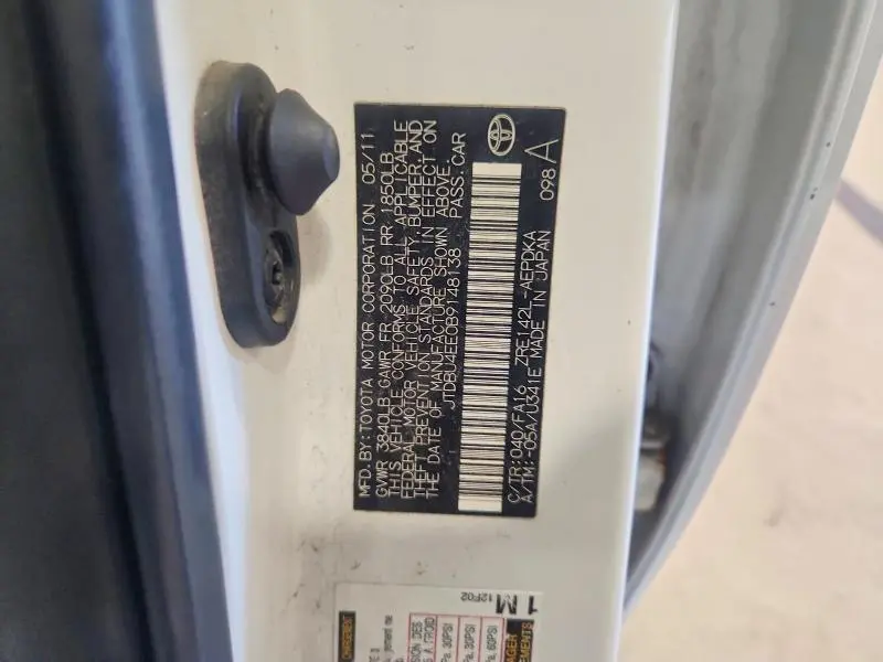 2011 TOYOTA COROLLA BASE  