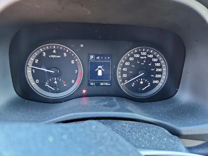 2018 HYUNDAI TUCSON SE  