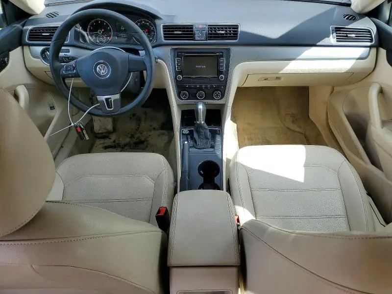 2015 VOLKSWAGEN PASSAT S  