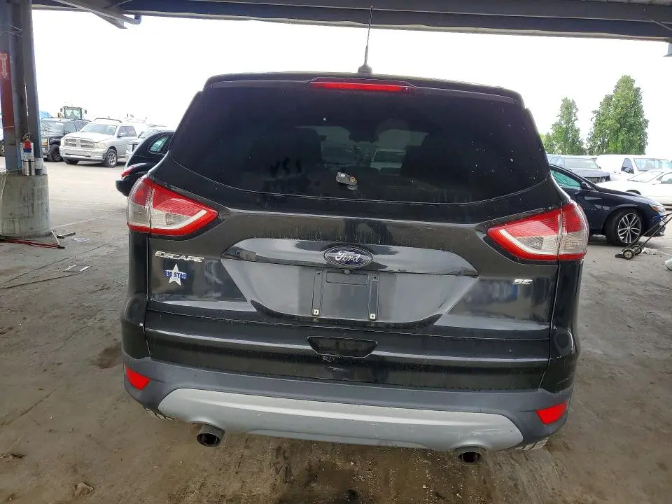 2015 FORD ESCAPE SE  