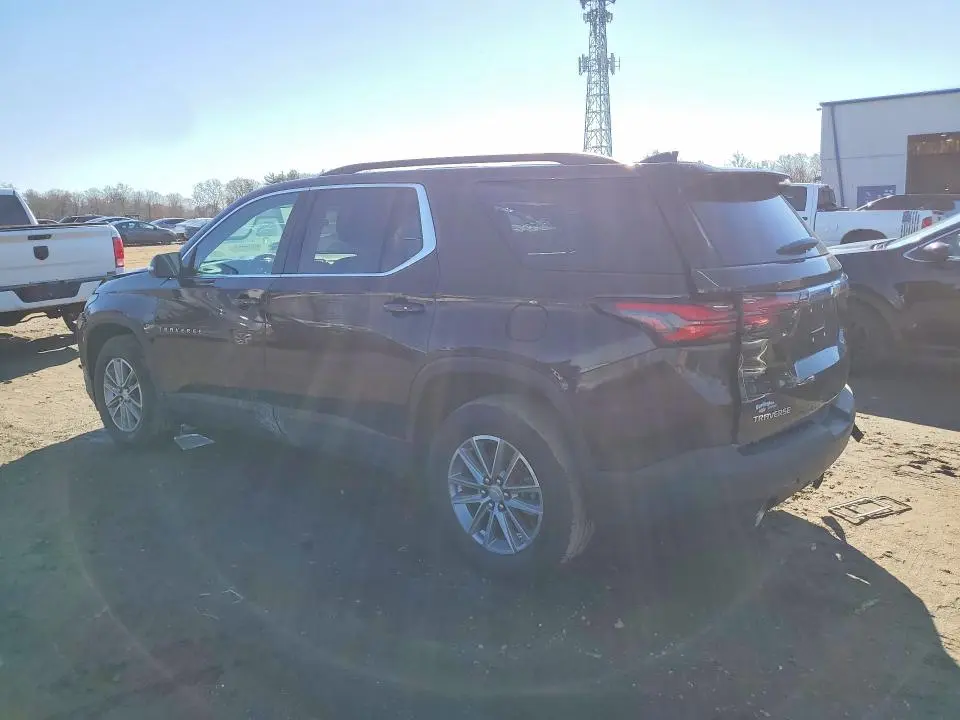 2023 CHEVROLET TRAVERSE LT  