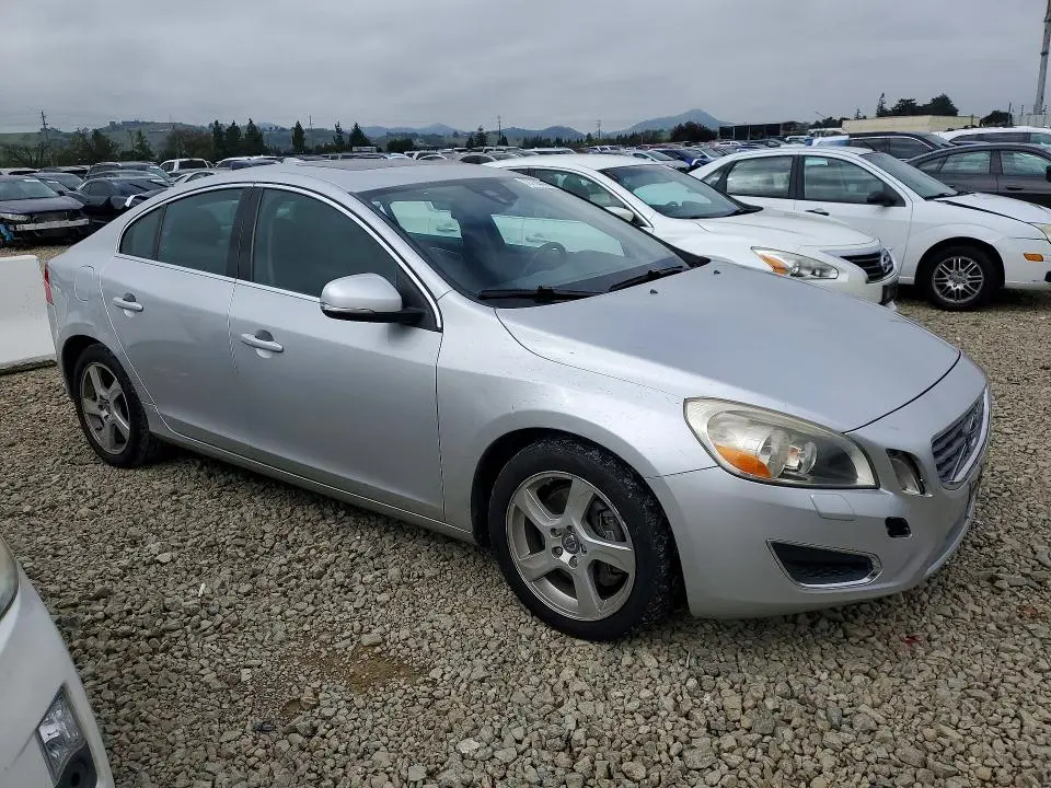 2012 VOLVO S60 T5  