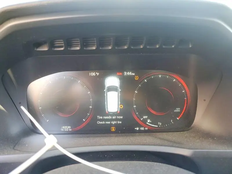 2016 VOLVO XC90 T6  