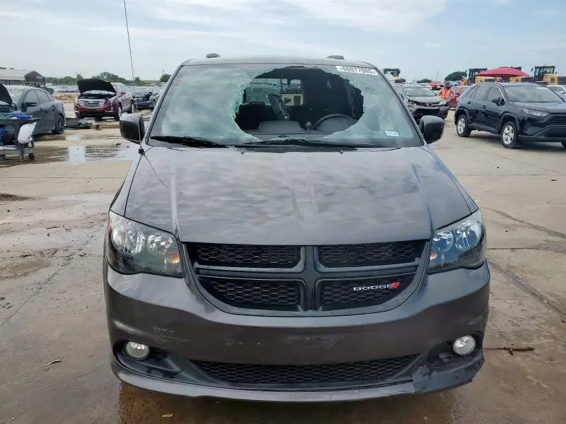 2018 DODGE GRAND CARAVAN SE  