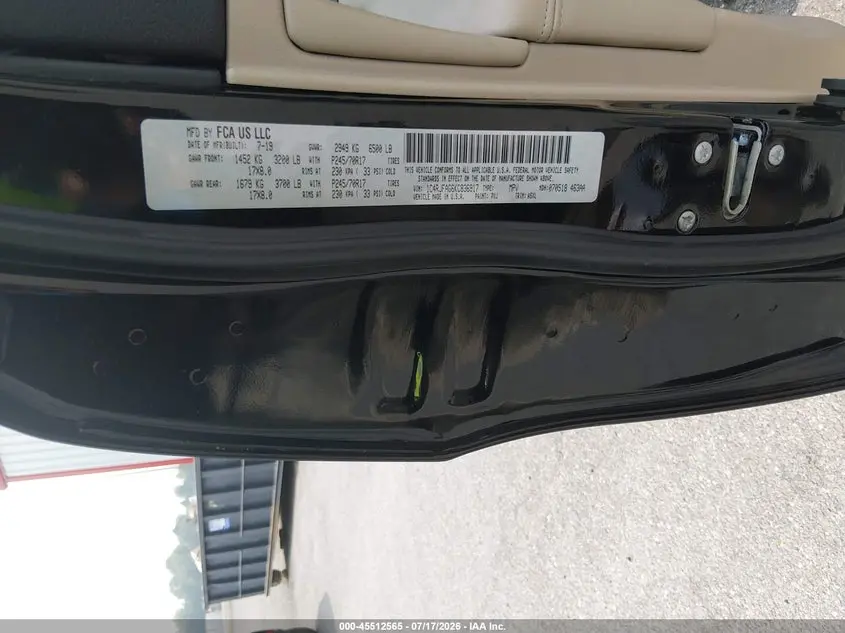 2019 JEEP GRAND CHEROKEE LAREDO E 4X4