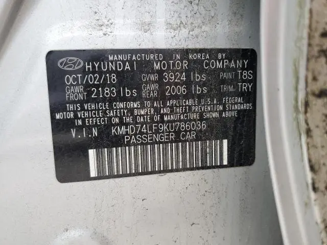 2019 HYUNDAI ELANTRA SE  