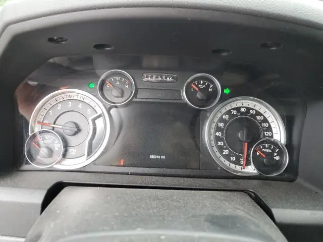 2016 RAM 1500 SLT  