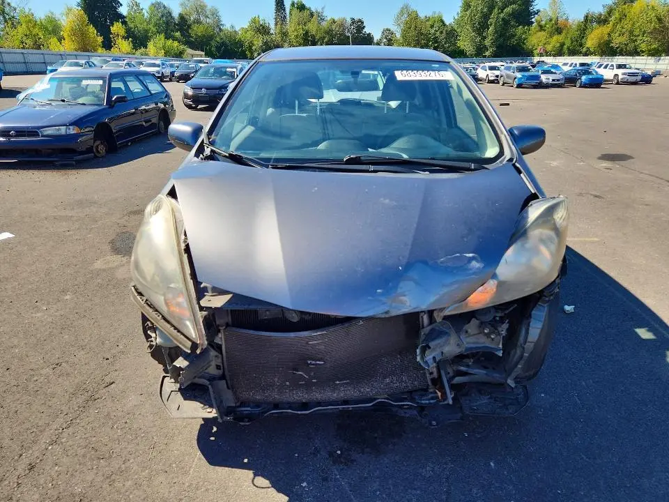 2013 HONDA FIT   