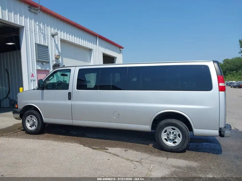 2016 CHEVROLET EXPRESS 3500 LT