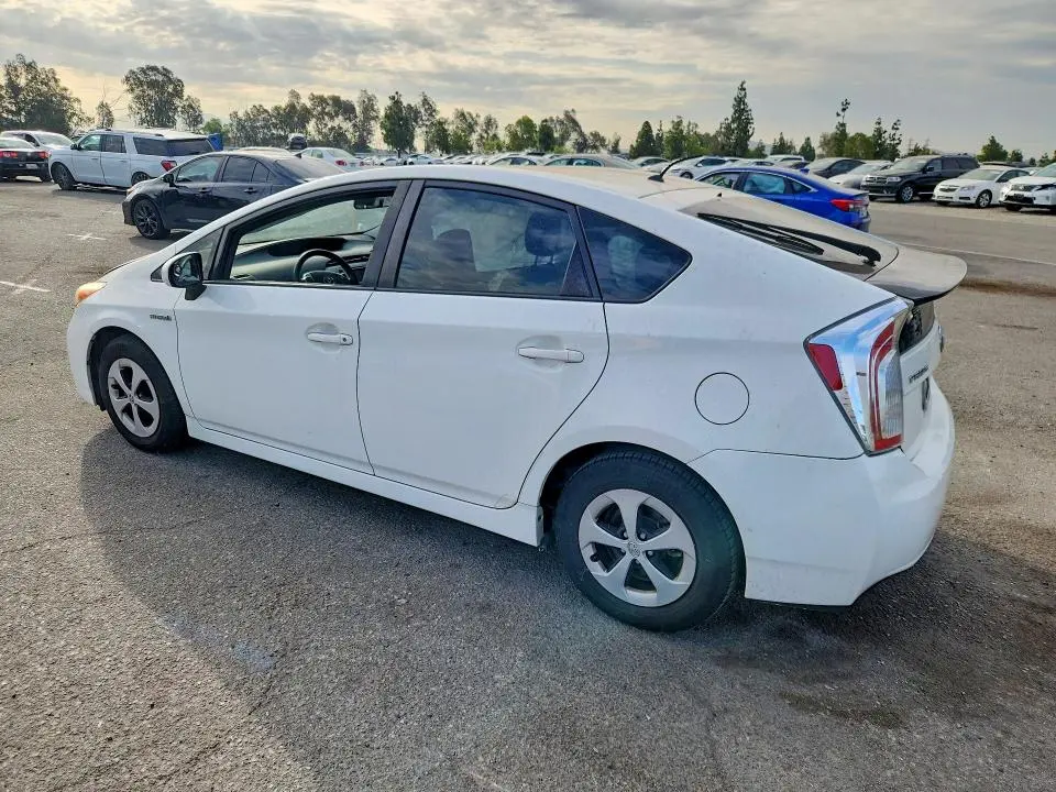 2014 TOYOTA PRIUS TWO  