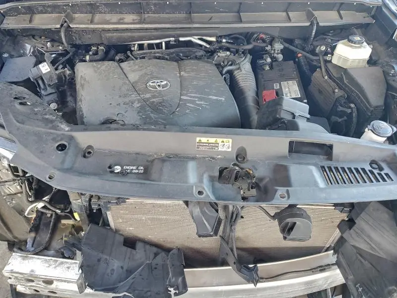 2022 TOYOTA HIGHLANDER XSE  