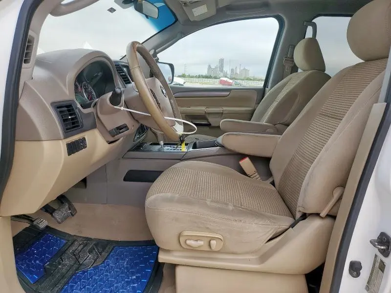 2011 NISSAN ARMADA SV  