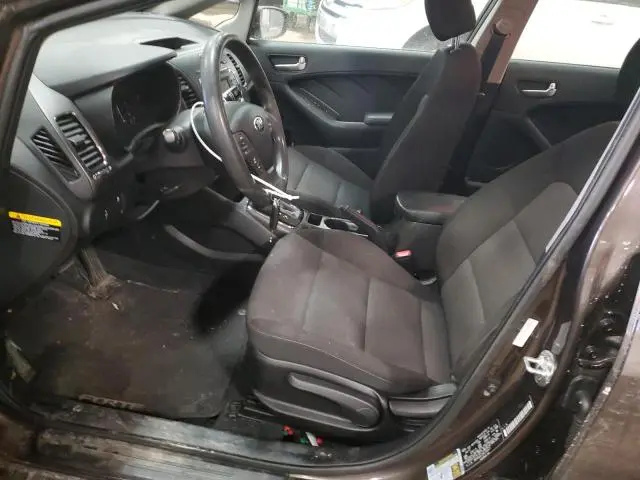 2017 KIA FORTE LX  