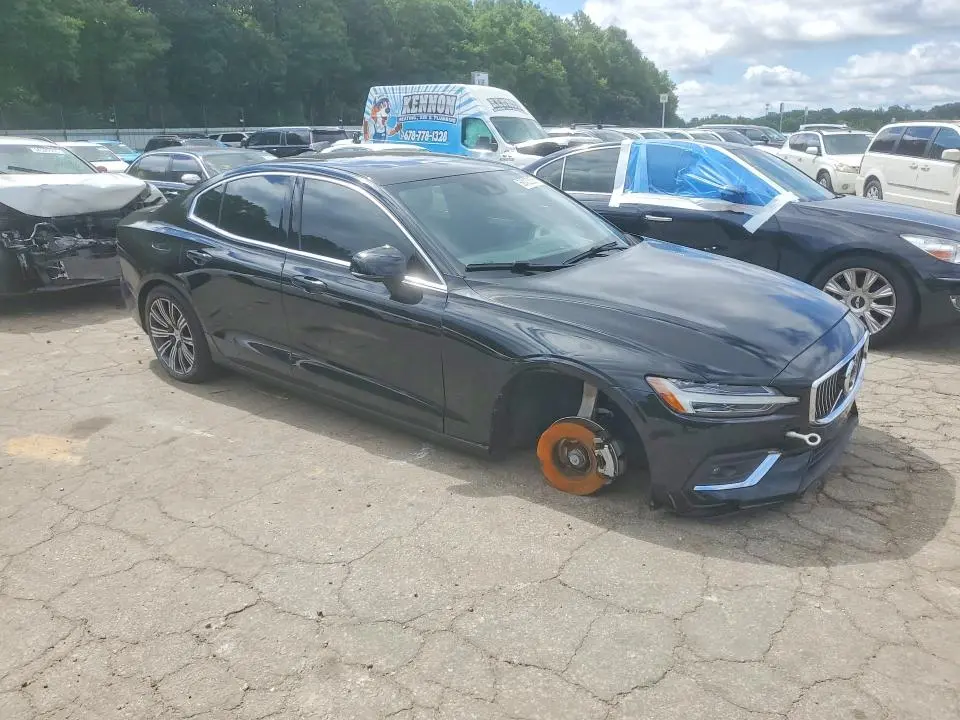 2022 VOLVO S60 B5 INSCRIPTION  