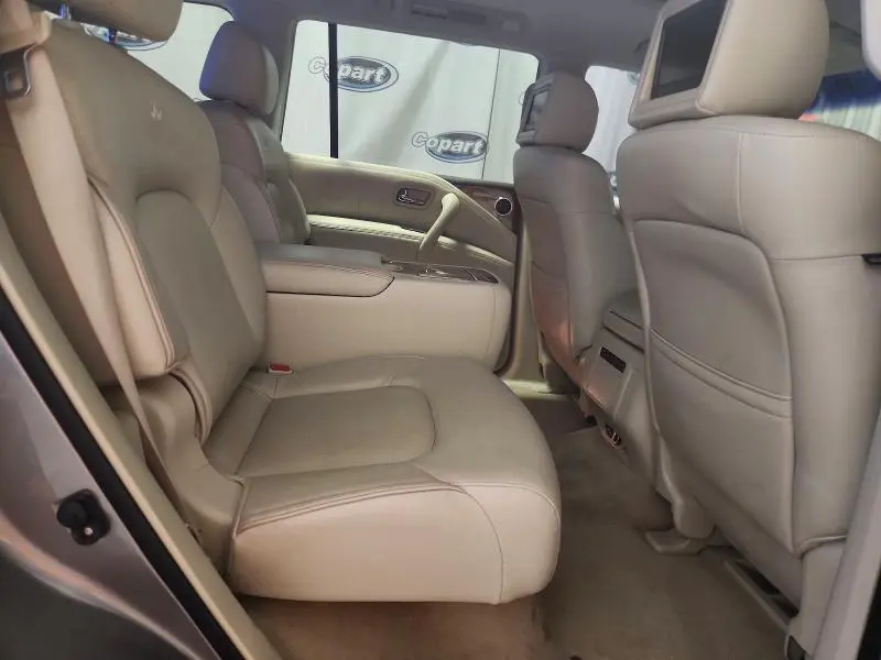 2011 INFINITI QX56 BASE  