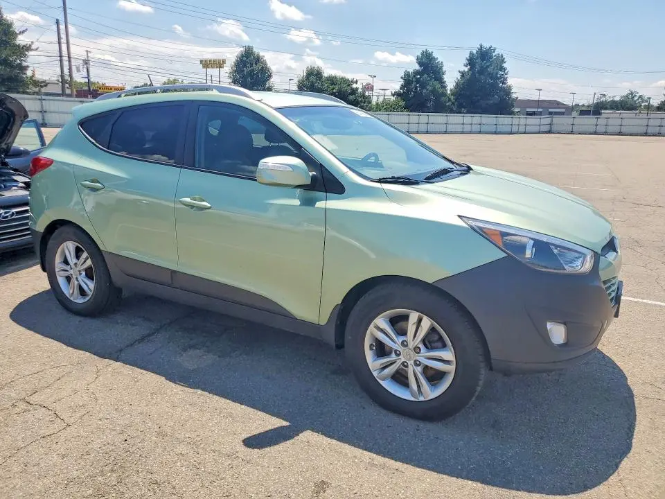 2013 HYUNDAI TUCSON GLS  