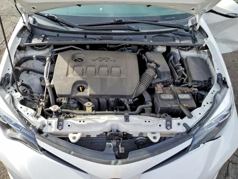 2019 TOYOTA COROLLA SE  