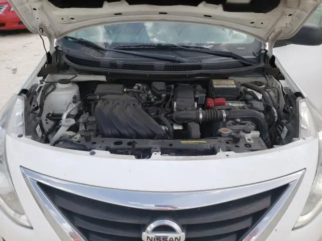 2015 NISSAN VERSA S