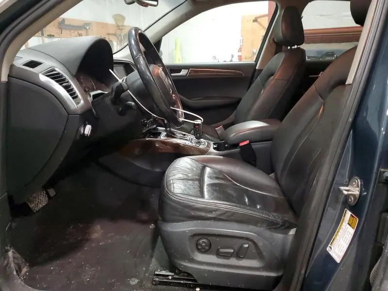 2011 AUDI Q5 PREMIUM PLUS  