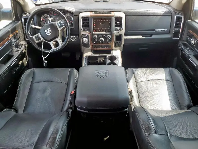 2015 RAM 1500 LARAMIE  