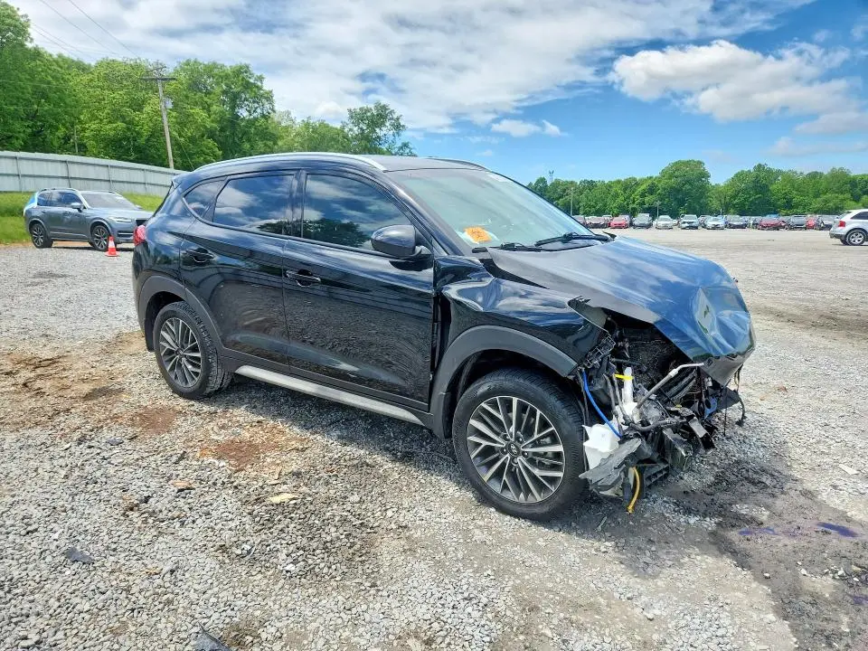 2019 HYUNDAI TUCSON SEL  