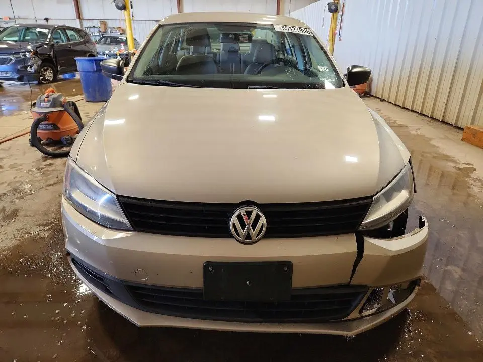 2012 VOLKSWAGEN JETTA BASE  