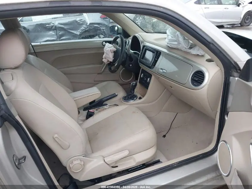 2013 VOLKSWAGEN BEETLE 2.5L