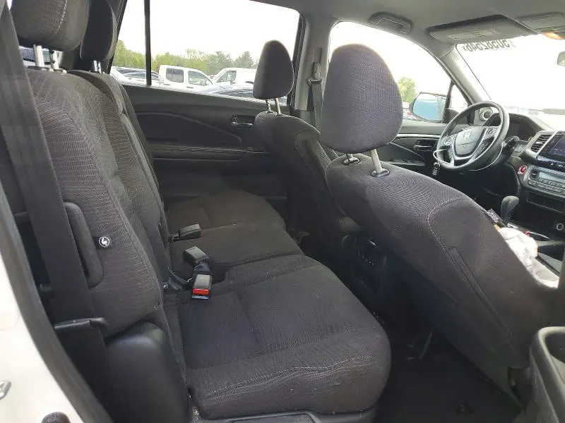 2017 HONDA PILOT EX  