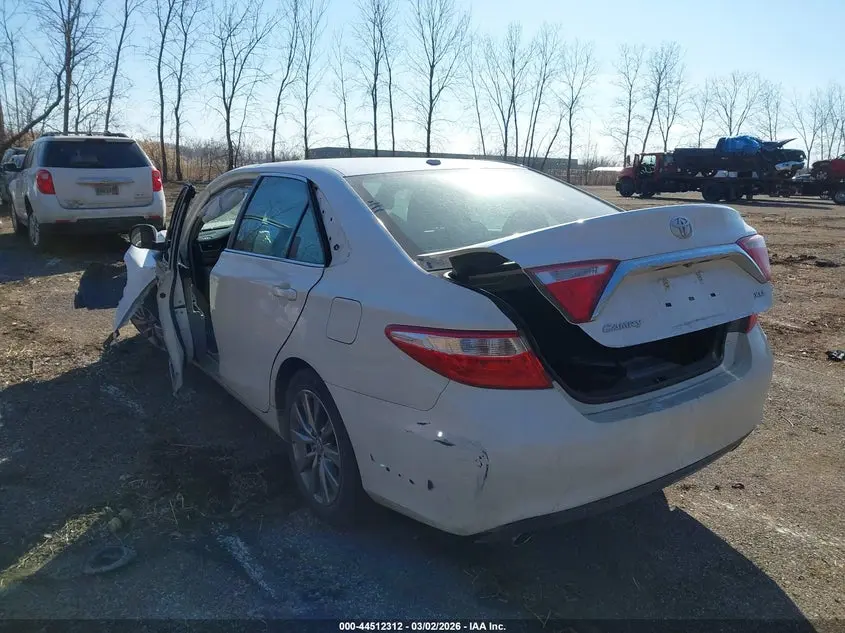 2017 TOYOTA CAMRY XLE V6