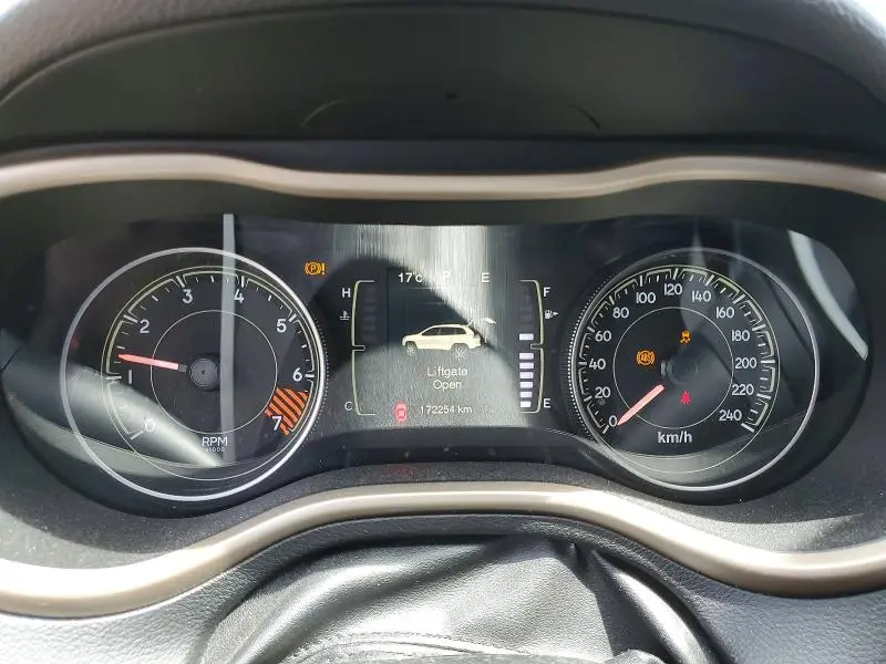 2014 JEEP CHEROKEE SPORT  
