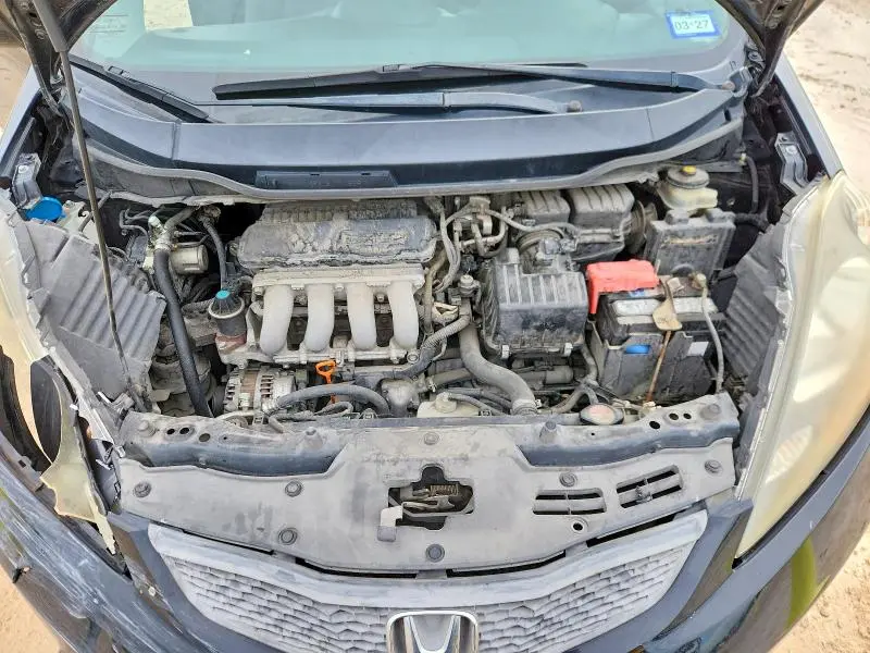 2011 HONDA FIT   