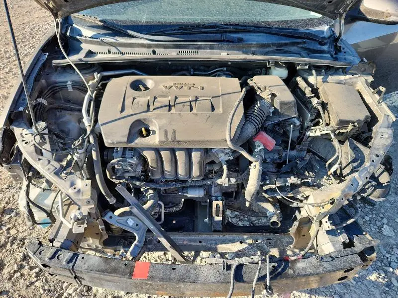 2017 TOYOTA COROLLA SE  