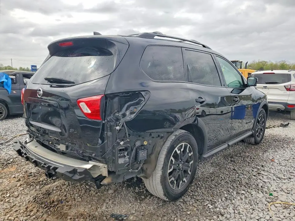 2020 NISSAN PATHFINDER SL  