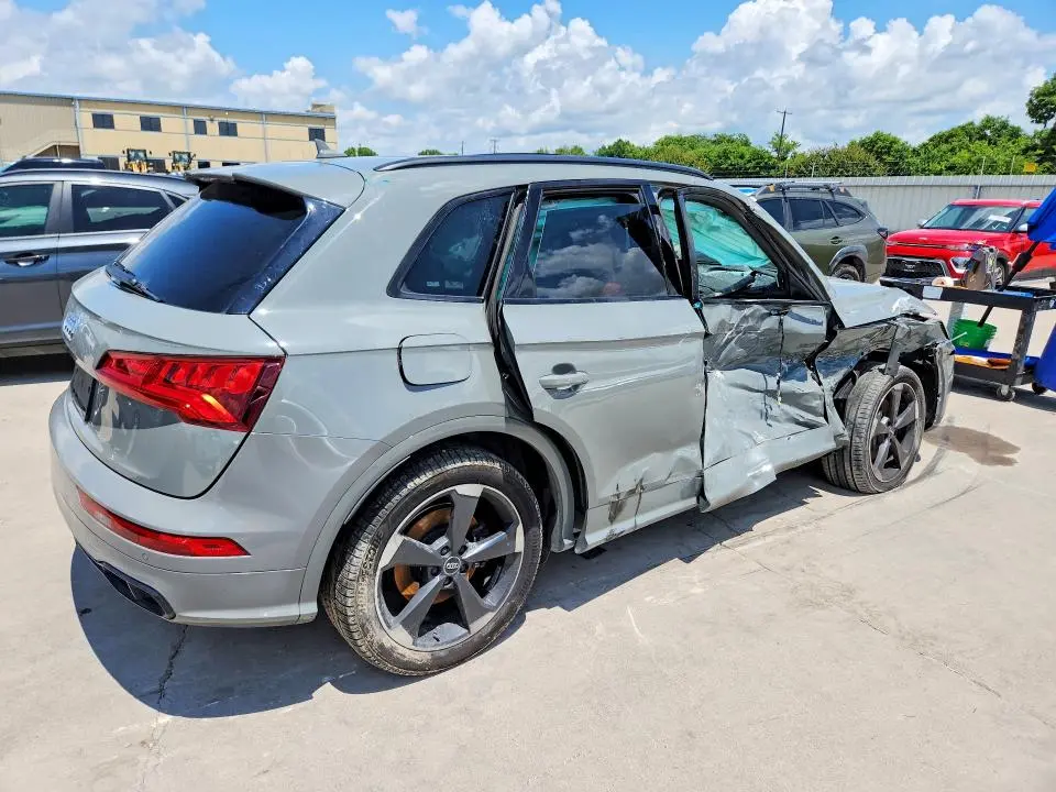2019 AUDI SQ5 PREMIUM PLUS  