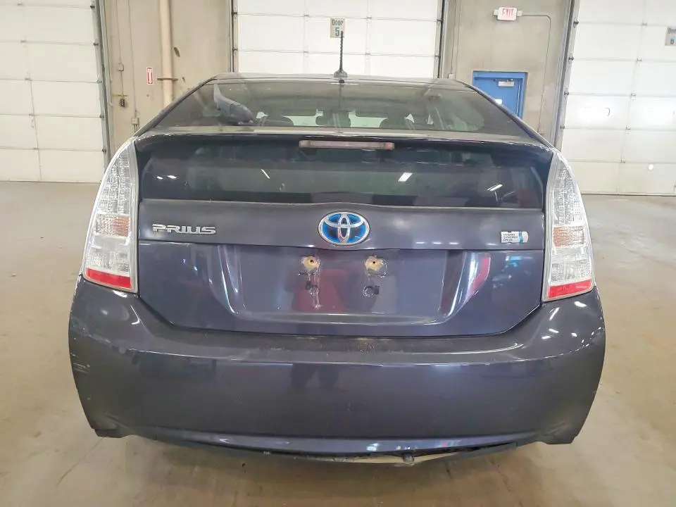 2010 TOYOTA PRIUS II  