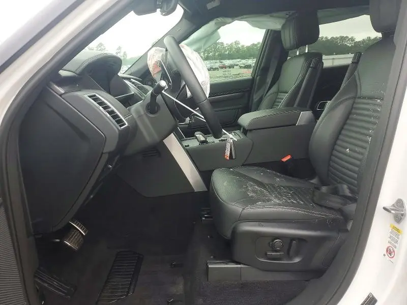 2025 LAND ROVER DISCOVERY METROPOLITAN EDITION  