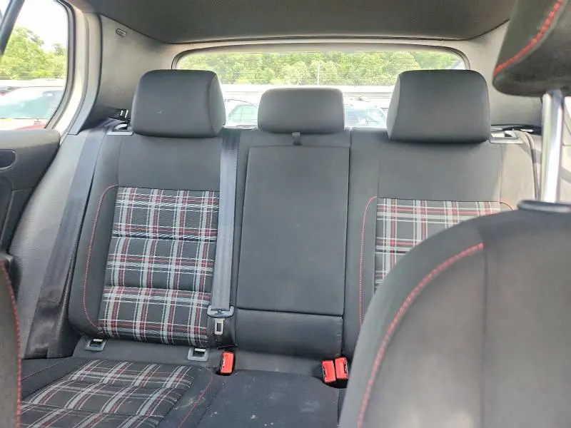 2012 VOLKSWAGEN GTI   