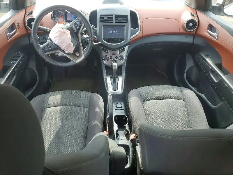 2016 CHEVROLET SONIC LT  