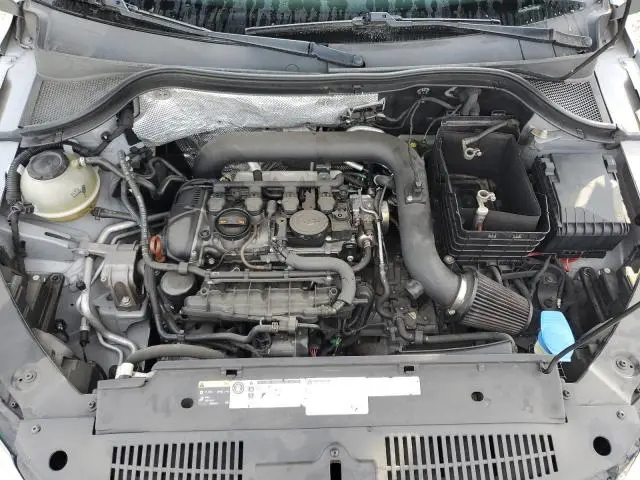 2013 VOLKSWAGEN TIGUAN S  
