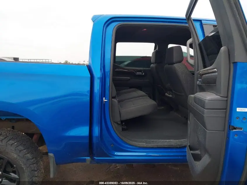 2022 CHEVROLET SILVERADO 1500 4WD  SHORT BED LT TRAIL BOSS