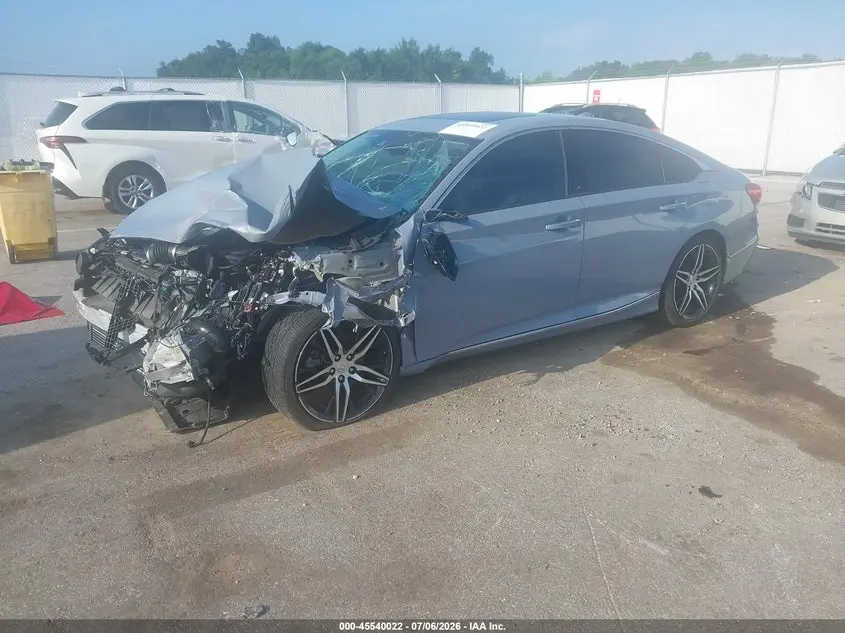 2022 HONDA ACCORD TOURING