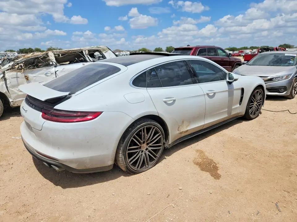 2018 PORSCHE PANAMERA 4S  