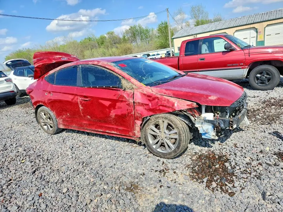 2017 HYUNDAI ELANTRA SE  