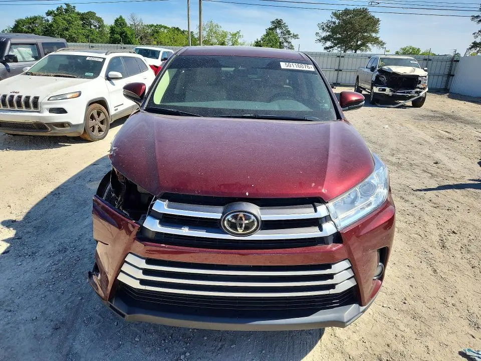 2017 TOYOTA HIGHLANDER LE PLUS  