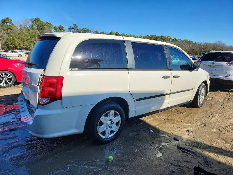 2013 DODGE GRAND CARAVAN SE  