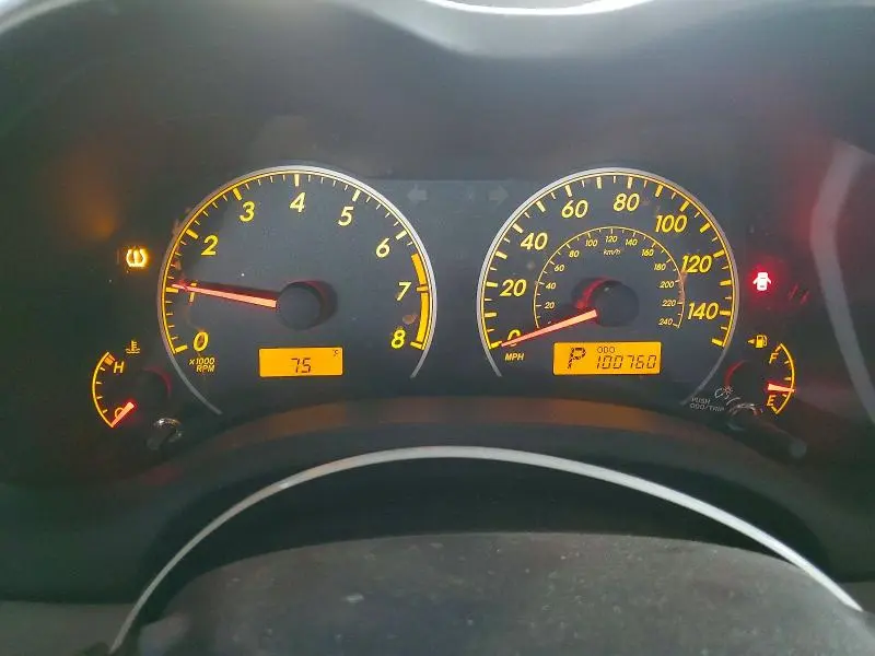 2011 TOYOTA COROLLA LE  