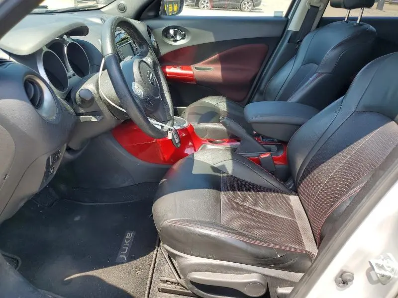 2015 NISSAN JUKE SL  