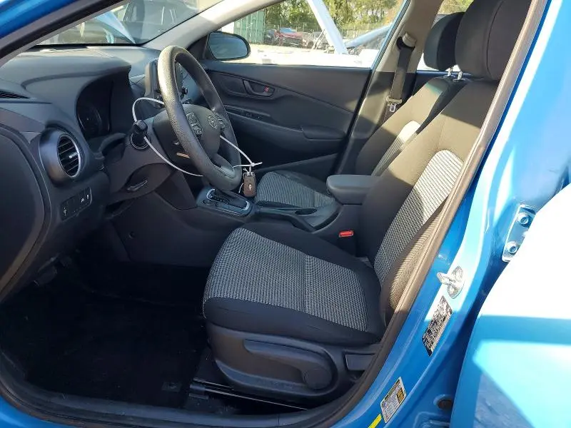 2019 HYUNDAI KONA SE  