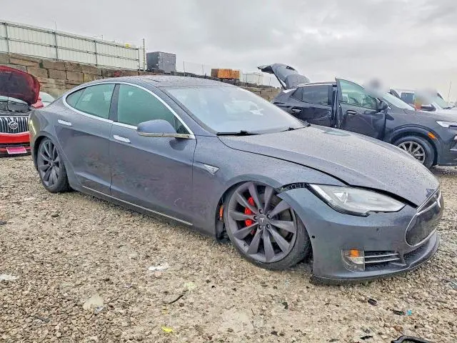 2015 TESLA MODEL S 85D  